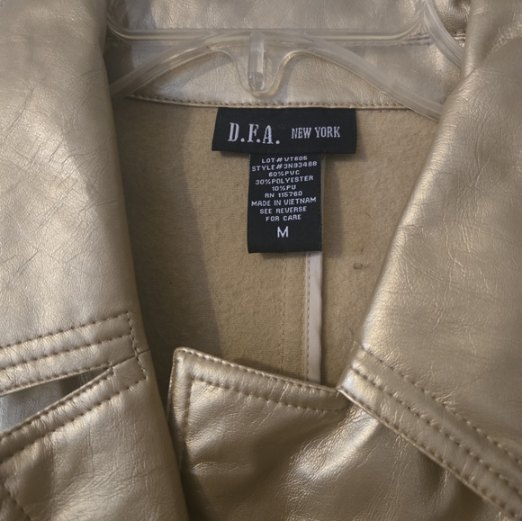 D.F.A jacket ❤️ - Picture 4 of 5